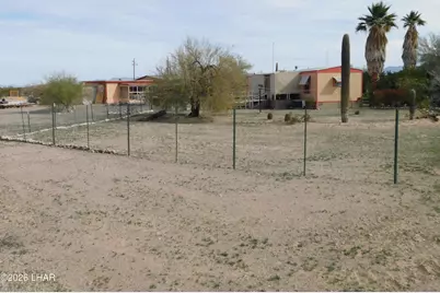 52040 Star St, Quartzsite, AZ 85346 - Photo 39