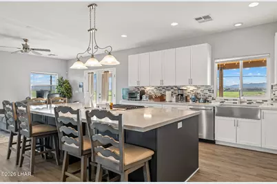 8245 S Green Valley Rd, Mohave Valley, AZ 86440 - Photo 21