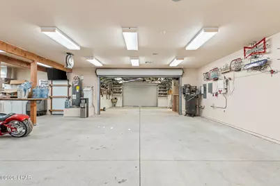 8245 S Green Valley Rd, Mohave Valley, AZ 86440 - Photo 11