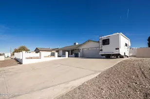 212 Jade Ln, Lake Havasu City, AZ 86403 - Photo 3