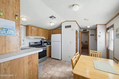 601 Beachcomber Blvd #394, Lake Havasu City, AZ 86403 - Photo 17