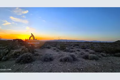 Lot 3 S El Mirage Rd, Yucca, AZ 86438 - Photo 9