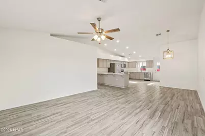 1406 Lakeside Dr, Bullhead City, AZ 86442 - Photo 7