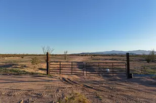 12 W Medio Dr, Yucca, AZ 86438 - Photo 1