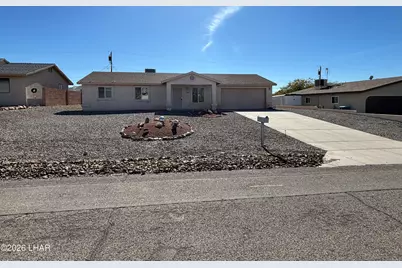 2060 Cosnina Dr, Lake Havasu City, AZ 86403 - Photo 1
