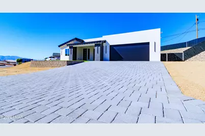 3635 Parkview Dr, Lake Havasu City, AZ 86406 - Photo 9