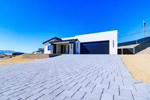 3635 Parkview Dr, Lake Havasu City, AZ 86406 - Photo 9