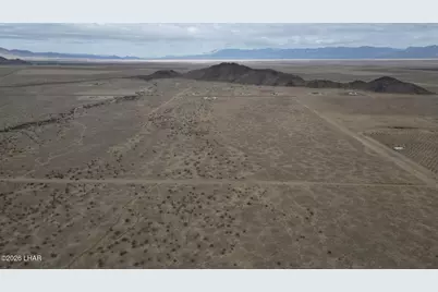 000 E Mountain Meadow Rd E, Kingman, AZ 86409 - Photo 3