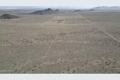 000 E Mountain Meadow Rd E, Kingman, AZ 86409 - Photo 5