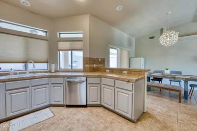3000 Mirage Dr, Lake Havasu City, AZ 86404 - Photo 13