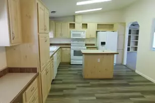 360 E Ironwood St, Quartzsite, AZ 85346 - Photo 11