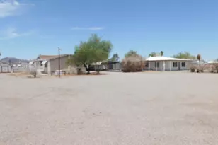 360 E Ironwood St, Quartzsite, AZ 85346 - Photo 5