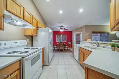 2561 Beverly Glen Dr, Lake Havasu City, AZ 86403 - Photo 11