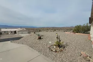 1020 Desert Cove Dr, Lake Havasu City, AZ 86404 - Photo 7