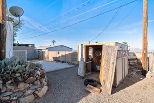 2725 Honeybear Dr, Lake Havasu City, AZ 86404 - Photo 33