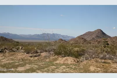 Lot 1 S Alvis Rd, Yucca, AZ 86438 - Photo 5
