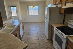 1215 Pawnee Dr, Lake Havasu City, AZ 86406 - Photo 11