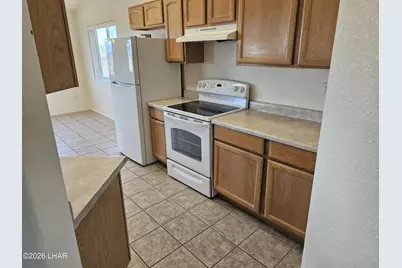 1215 Pawnee Dr, Lake Havasu City, AZ 86406 - Photo 9