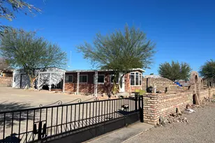 49584 Opal Ave, Quartzsite, AZ 85346 - Photo 1