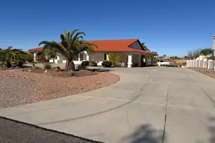 3855 Whaler Dr, Lake Havasu City, AZ 86406 - Photo 3