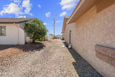 4024 Bluegrass Dr, Lake Havasu City, AZ 86406 - Photo 9