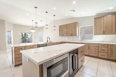 1728 Cessna, Lake Havasu City, AZ 86404 - Photo 13