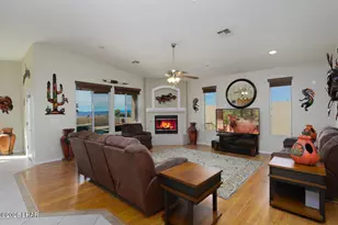 3344 Crestwind Dr, Lake Havasu City, AZ 86404 - Photo 9