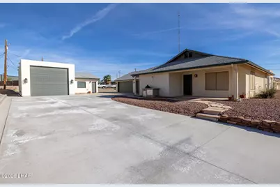 1582 Brodie Dr, Lake Havasu City, AZ 86406 - Photo 1