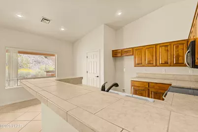 4042 Columbia Dr, Lake Havasu City, AZ 86406 - Photo 9