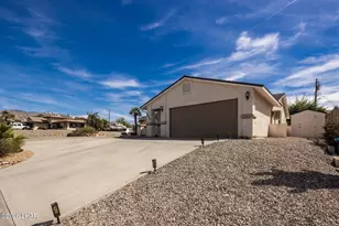 3898 Cherry Tree Blvd, Lake Havasu City, AZ 86406 - Photo 5