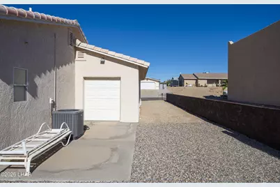 2960 War Eagle Dr, Lake Havasu City, AZ 86406 - Photo 35