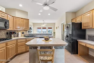 2682 Camino Del Rio Dr, Bullhead City, AZ 86442 - Photo 11