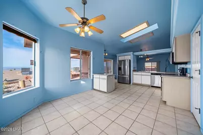 3089 Caliente Dr, Lake Havasu City, AZ 86404 - Photo 15