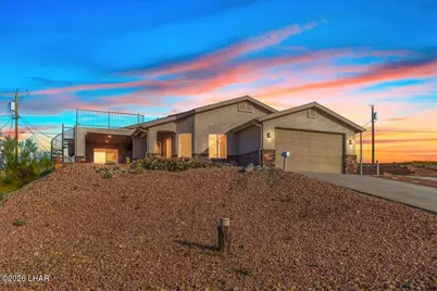 3089 Caliente Dr, Lake Havasu City, AZ 86404 - Photo 1