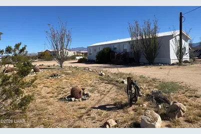 15454 S Carmen Rd, Yucca, AZ 86438 - Photo 1