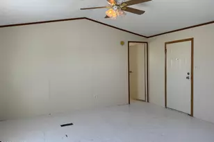 15454 S Carmen Rd, Yucca, AZ 86438 - Photo 23