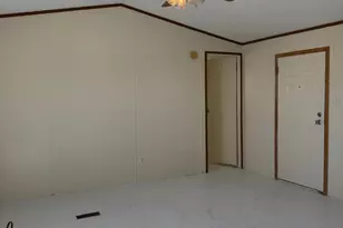 15454 S Carmen Rd, Yucca, AZ 86438 - Photo 9