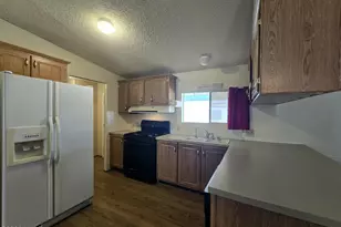 2576 Patti Way, Lake Havasu City, AZ 86404 - Photo 17