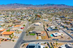 810 Phoenix Dr, Lake Havasu City, AZ 86404 - Photo 59