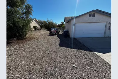 3374 S Kiowa Blvd S #101-102, Lake Havasu City, AZ 86404 - Photo 23