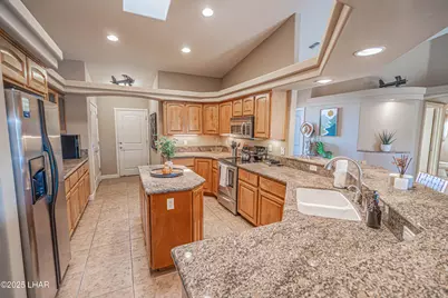 3015 McCulloch Blvd N, Lake Havasu City, AZ 86403 - Photo 9