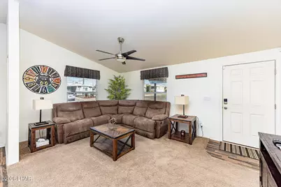 1565 Sea Lancer Dr, Lake Havasu City, AZ 86403 - Photo 11