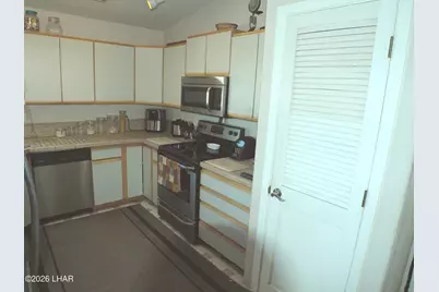 3110 Douglas Dr, Lake Havasu City, AZ 86404 - Photo 9