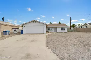 1350 Beefeater Dr, Lake Havasu City, AZ 86404 - Photo 3