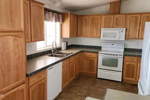 49575 Rainbow Way, Quartzsite, AZ 85346 - Photo 9