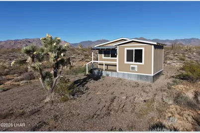 122 S Carrow Rd, Yucca, AZ 86438 - Photo 15