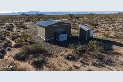 122 S Carrow Rd, Yucca, AZ 86438 - Photo 11