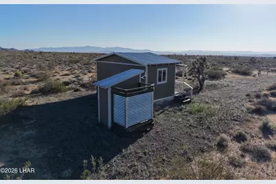 122 S Carrow Rd, Yucca, AZ 86438 - Photo 9