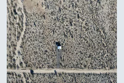 122 S Carrow Rd, Yucca, AZ 86438 - Photo 47