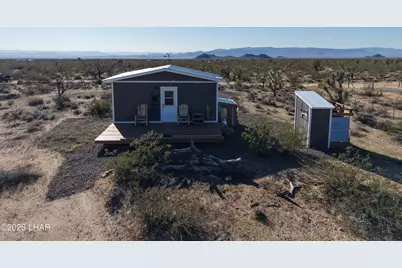 127 S Carrow Rd, Yucca, AZ 86438 - Photo 11